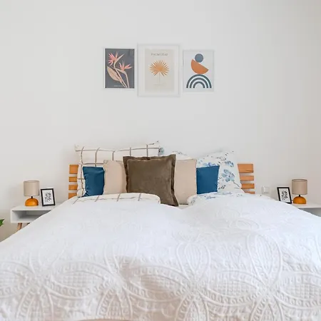 Gneixendorf Exclusive Apartment *